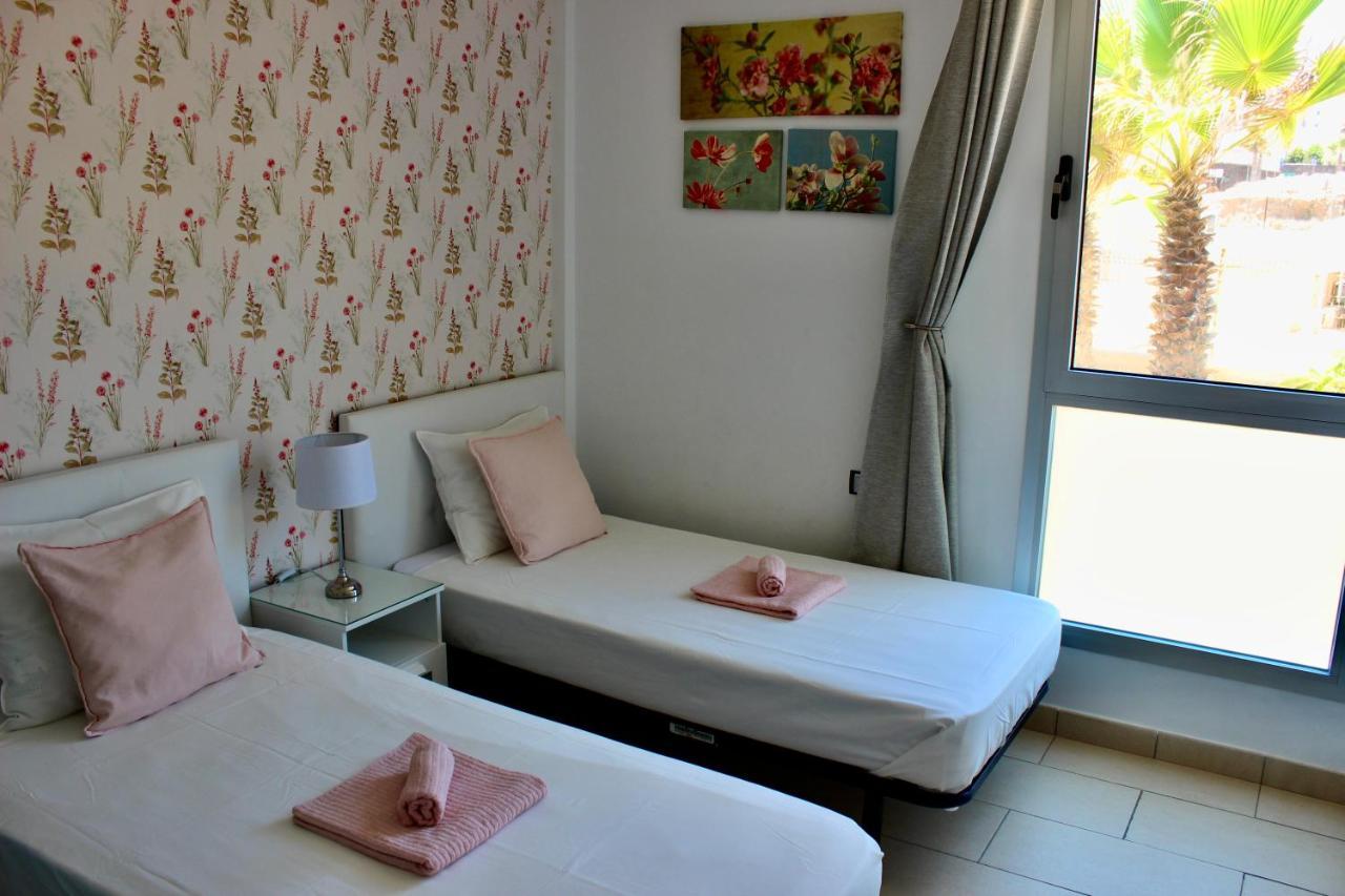 2Bdr Ocean View Apartment ポリス・デ・アボナ エクステリア 写真
