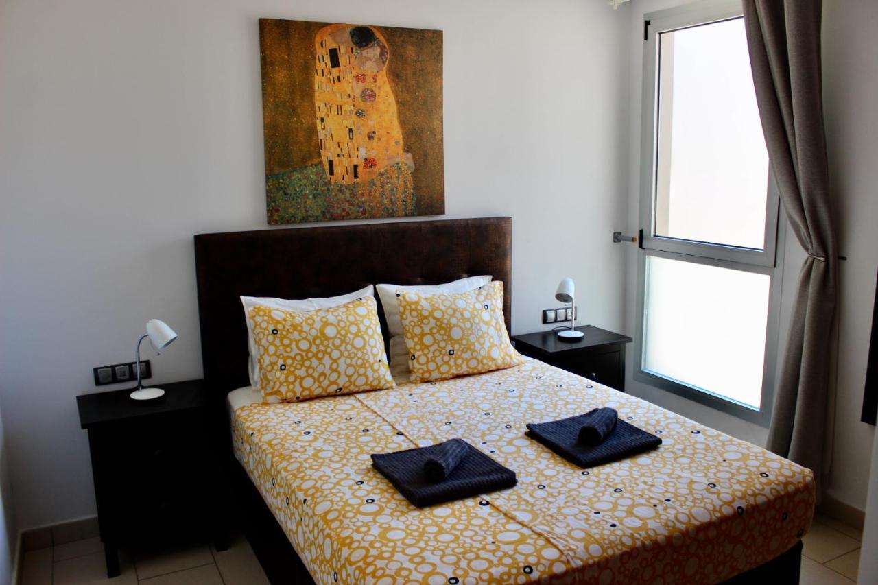 2Bdr Ocean View Apartment ポリス・デ・アボナ エクステリア 写真